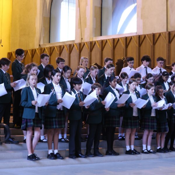 PrizeGvingJune26P002