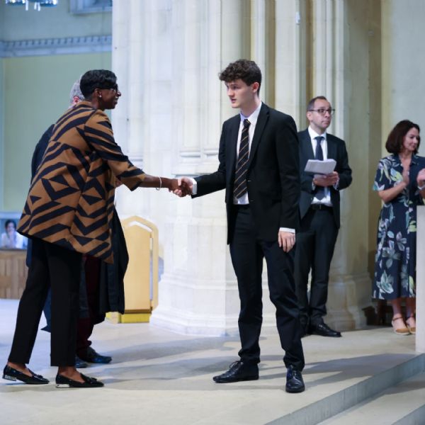 PrizeGvingJune26P112