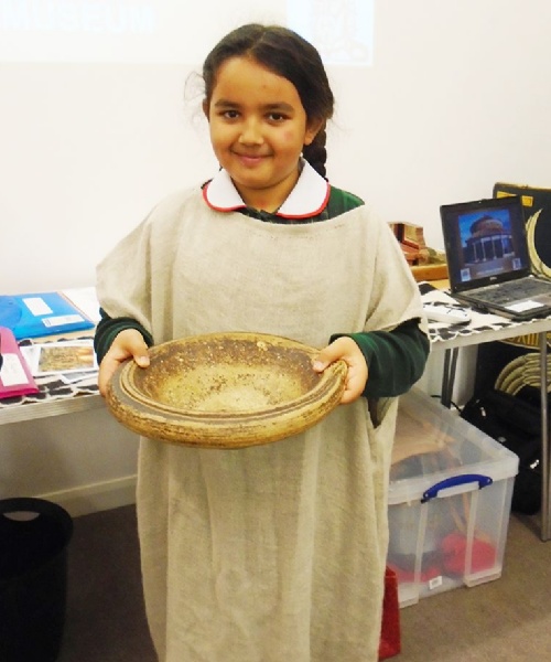 News » Year 4 explore Roman life