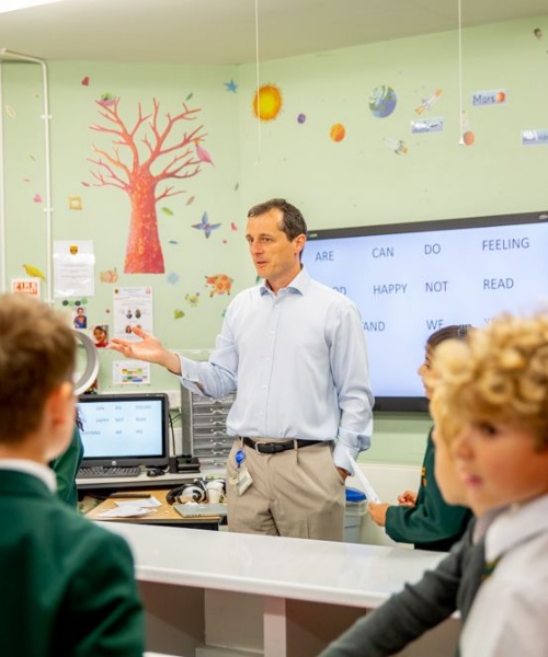 News » A lesson in photonics from Professor Renaud